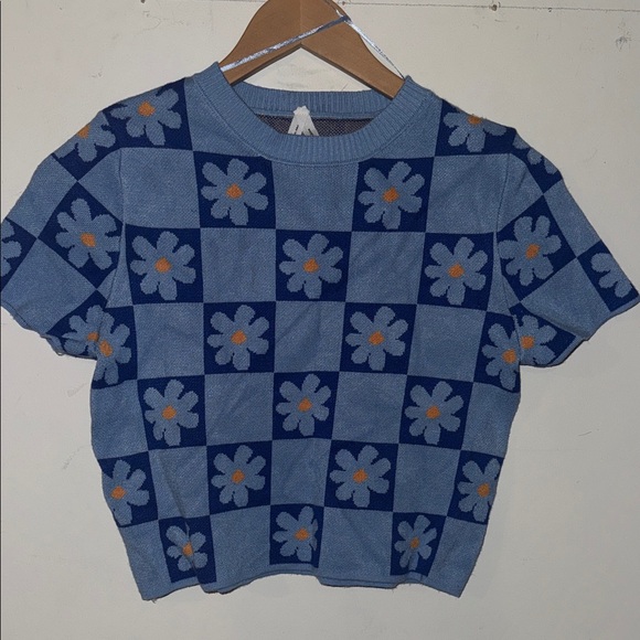 debut Sweaters - Light Blue and White Knit Sweater with Daisy Detail
